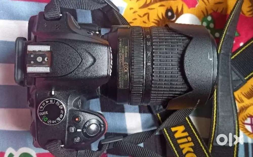 Nikon 3200 with 18-140mm lens