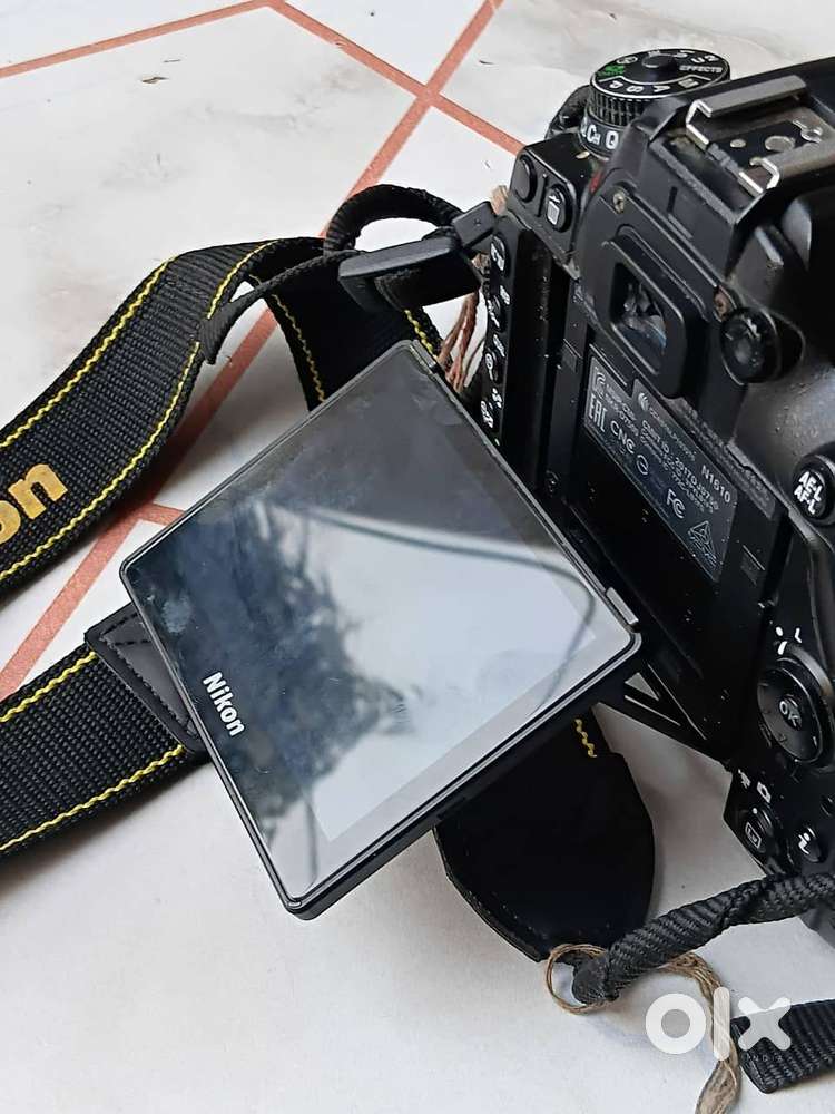 NIKON DLSR D75000 CAMERA