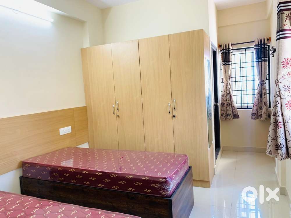 Heritage Premium Girls PG@6999/-