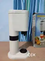 Soda maker