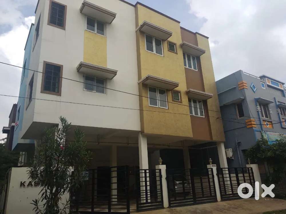 Apartment for rent near main road