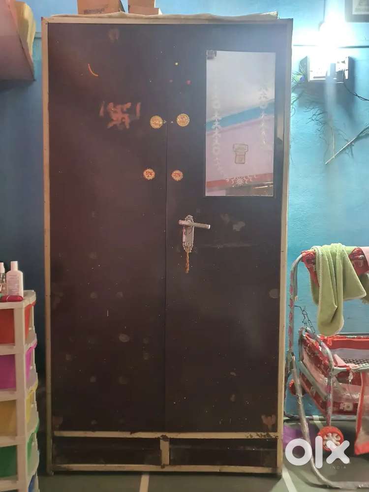 Almira urgent sale