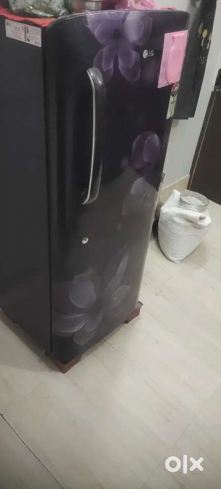 LG refrigerator