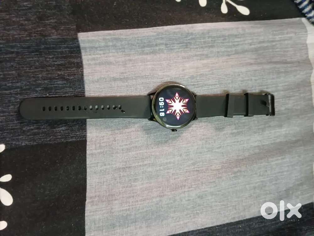 Noisefit twist go smartwatch