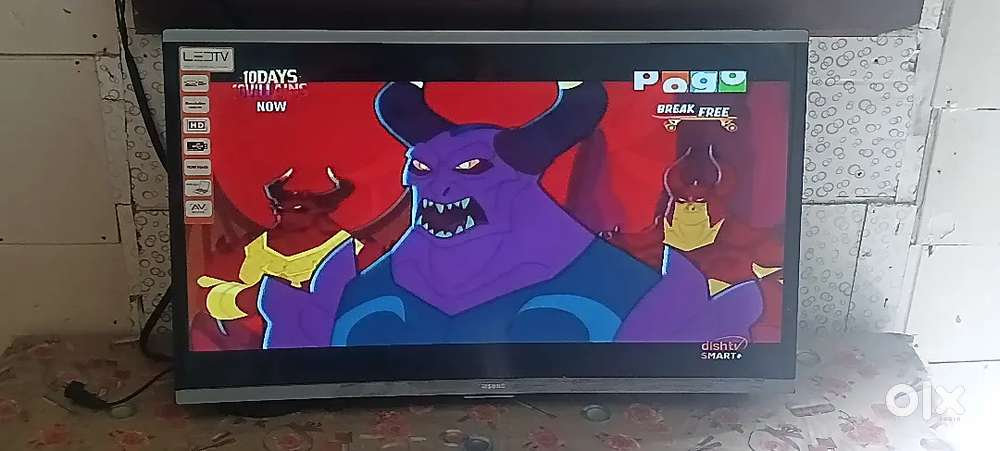 32 inch samsung led with chrome cast device