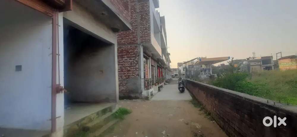 Half Marla Shop for Rent in Prime Market Location