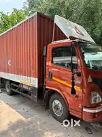 Eicher 2075 CNG 17 Feet closed body