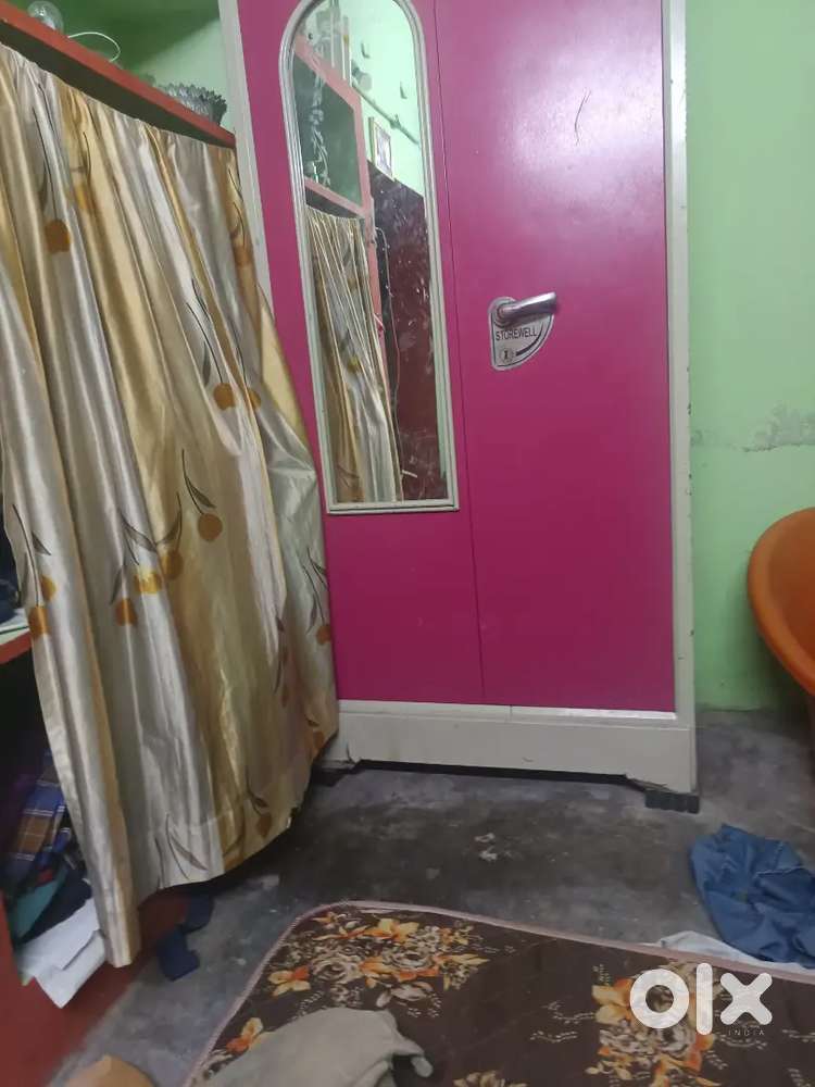 Only for girls room sharing