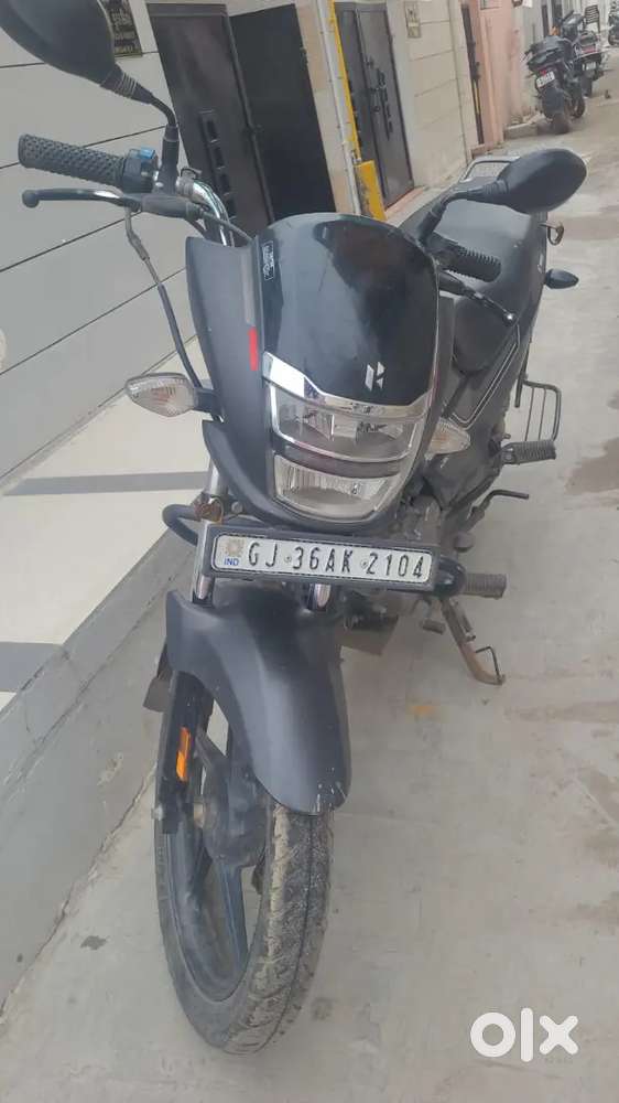 Hero Super Splendor Xtec / Price is negotiable