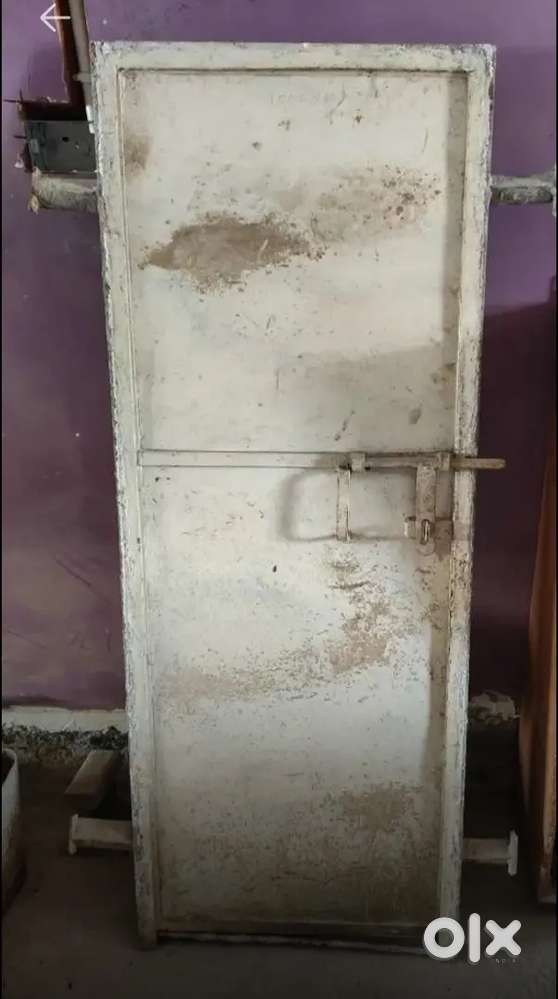 Lohe ka door