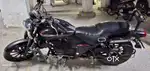 Bajaj Avenger 220 Street