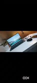 DELL Inspiron 15 5518