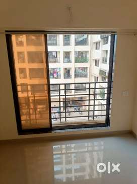 Heavy deposit 1 bhk flat at Yashwant Smart City,Vasai East -5 lacs