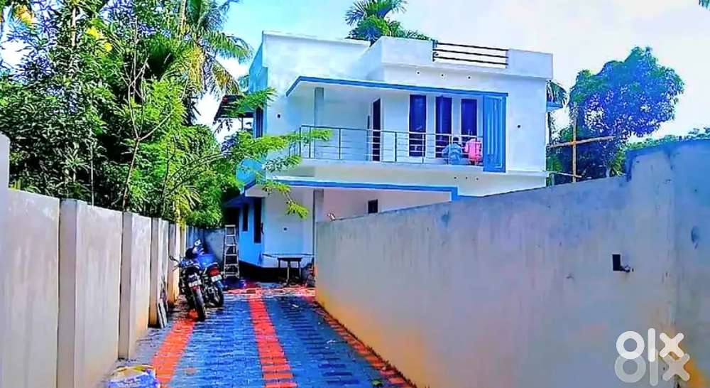 House near Cherthala KSRTC bus stand 3 BHK