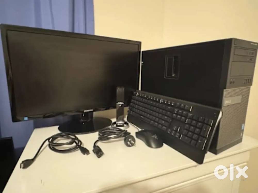 AMD Ryzen 3 320OG  16GB DDR4 RAM  256GB SSD  24-inch Monitor