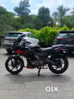 BAJAJ PULSAR 220