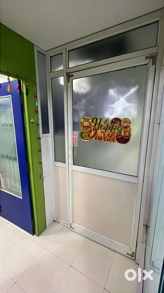 Aluminum door urgent sell