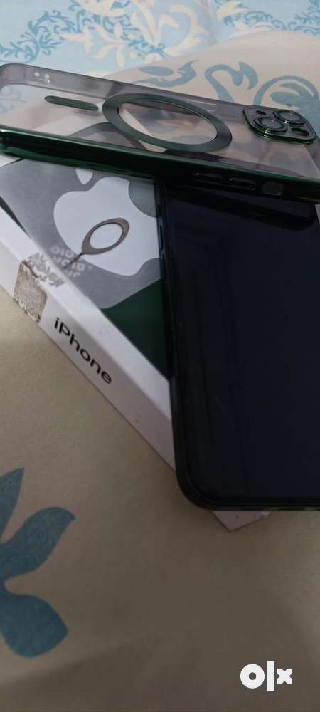 I phone 13 128 GB Green brand new condition