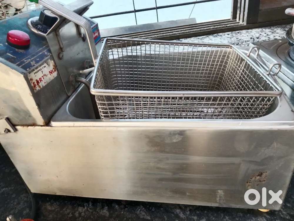 Deep fryer machine with copper Heatar  with good Condition