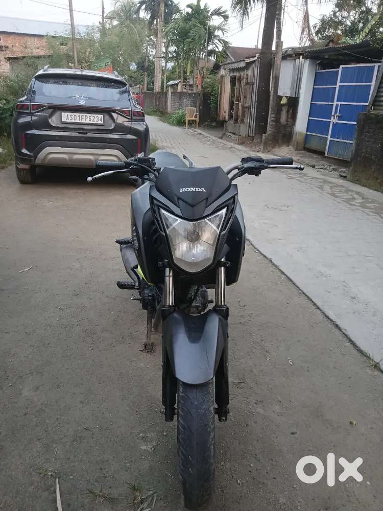 Honda Hornet 160R in Best Condition