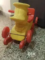 Kids toy, kids duck with wheels, plus free kids chair