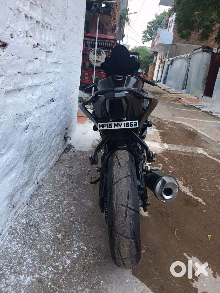 1 rupee ka bhe kaam nhi he bike me