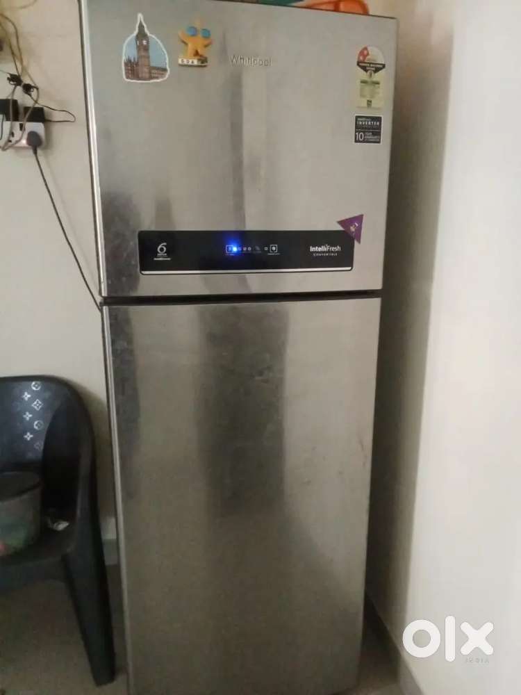 Whirlpool double door fridge with smart featurs