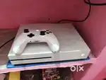 Xbox one S 1tb white with 11 games