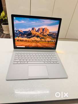 2-in-1 Microsoft Surface book 2 touch screen laptop ((8gb,256gb))
