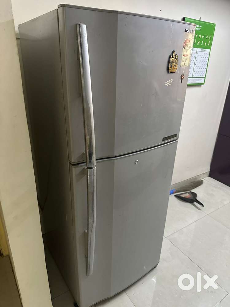 Toshiba 382 liter fridge 4star power rating double door