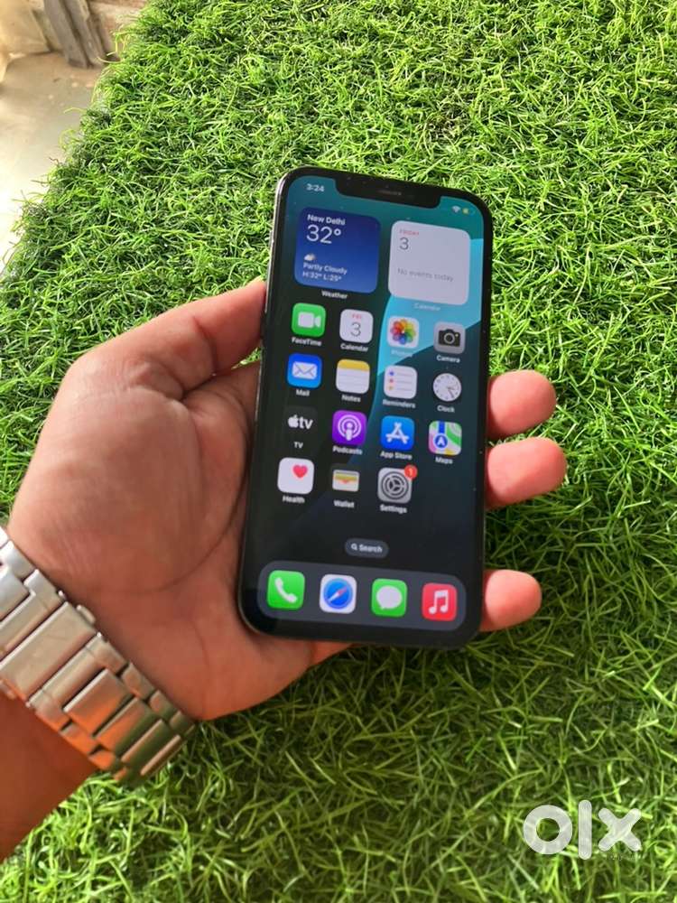 iPhone 12 pro 5g 128/gb new condition