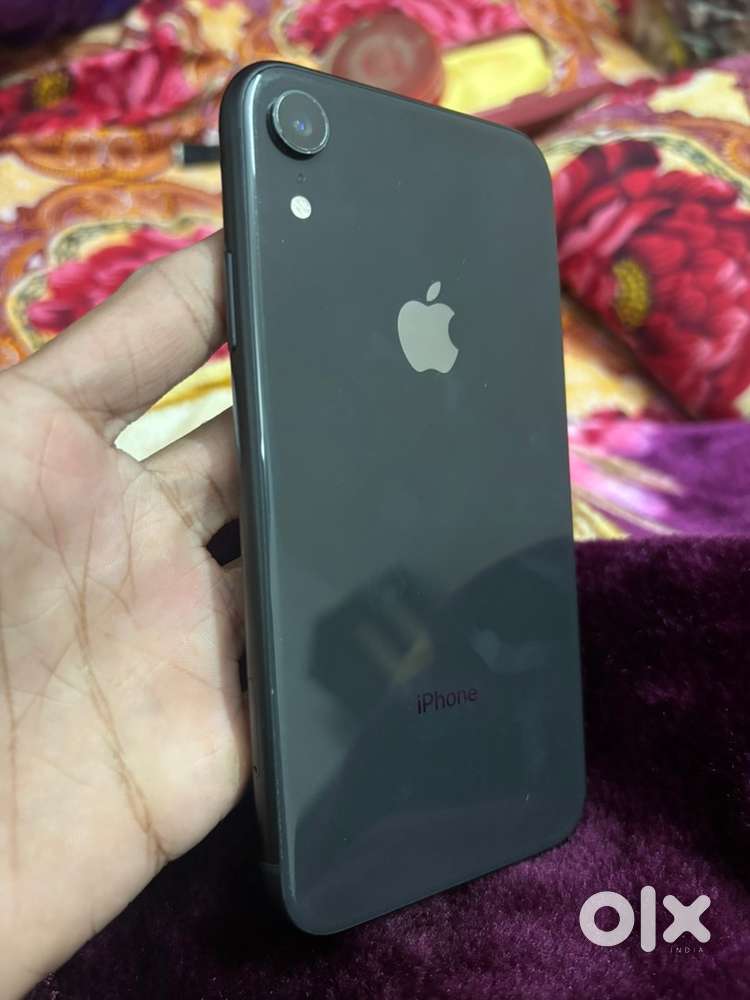iPhone Xr battery health 81 storage 64gb hai