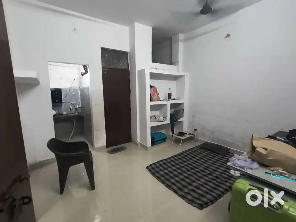 Independent 1 BHK immediately available