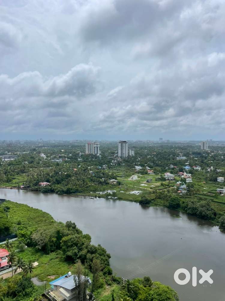 2 BHK Brand new un used flat available for rent in vytila