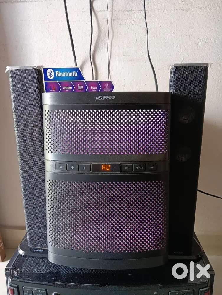 F&D 2.1 sound system 140 watts