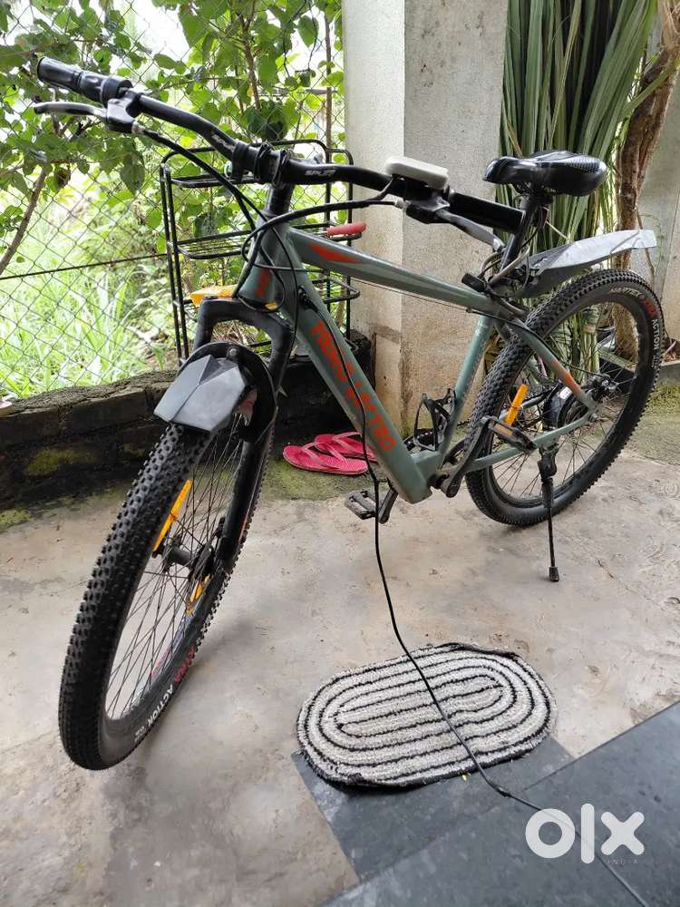 HERO LACTRO