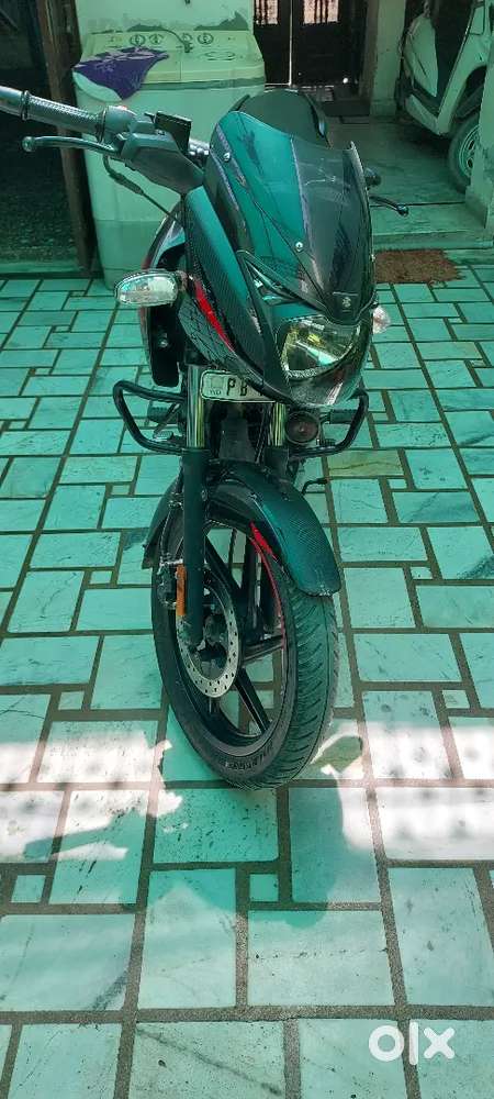 Pulsar 125 CC Model 2023