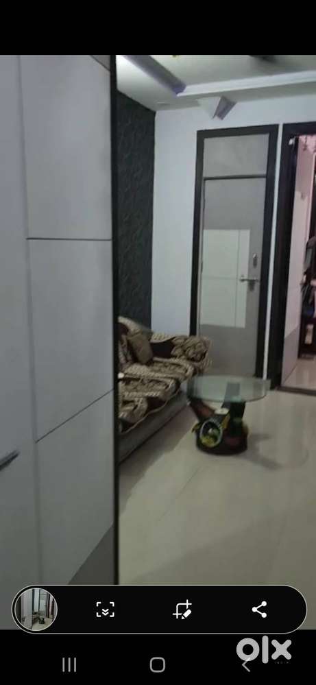 Flat rent ke liye 6000 rs per month subhash nagar