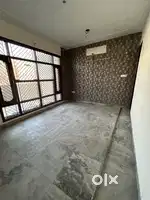 175 gajj kothi 4bhk in dashmesh nagar
