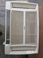 Window AC 1.5 ton hitachi