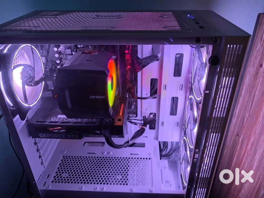 Gaming PC ( only two month use)