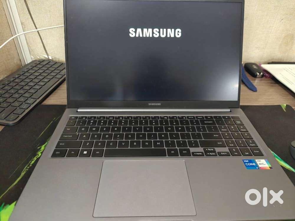 Samsung Galaxy Book 4 i7 13th Generation.