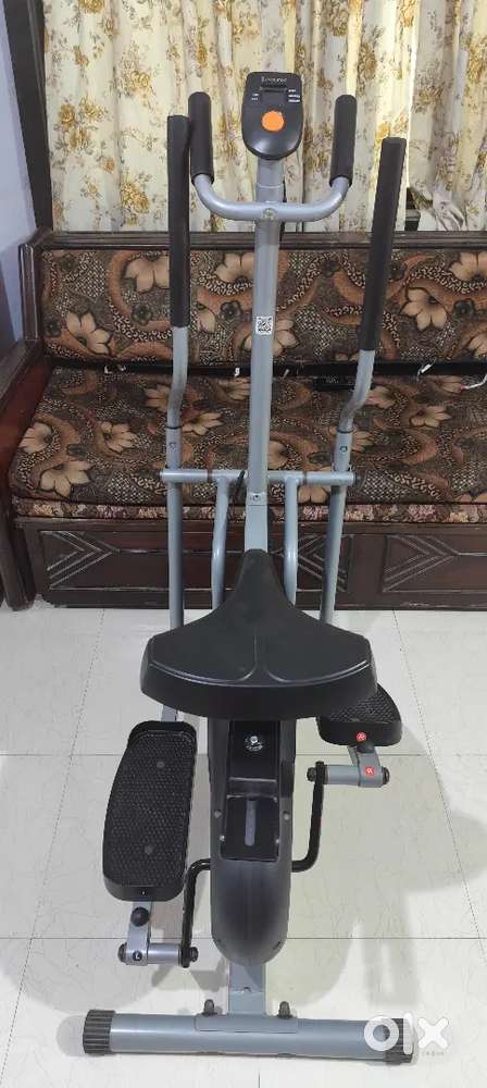 Elliptical Cross Trainer – ₹7,000 (Reason for Sale: Shifting)