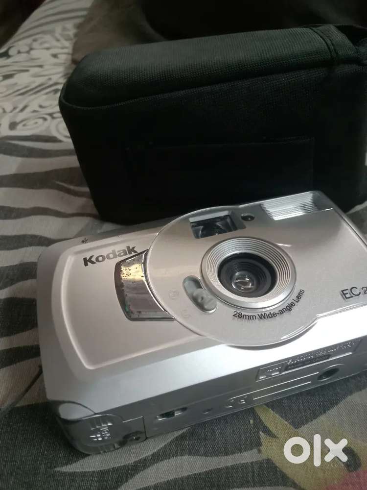 Kodak 28mm wide-angle lens EC200