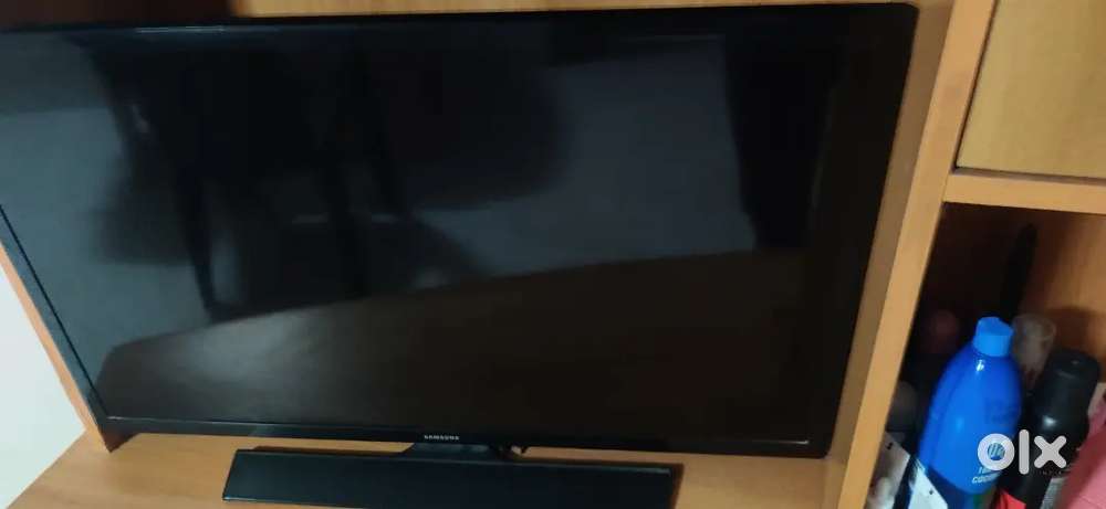 Samsung TV 32 inch HD TV