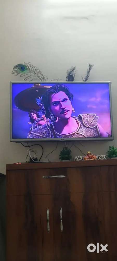 LG 32inch HD Ready Smart LED TV