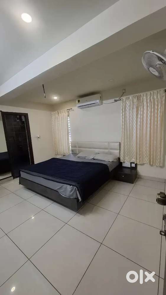 New Fully Furnished 3 BHK big  apartment for Rent or LEASE in Gokulam