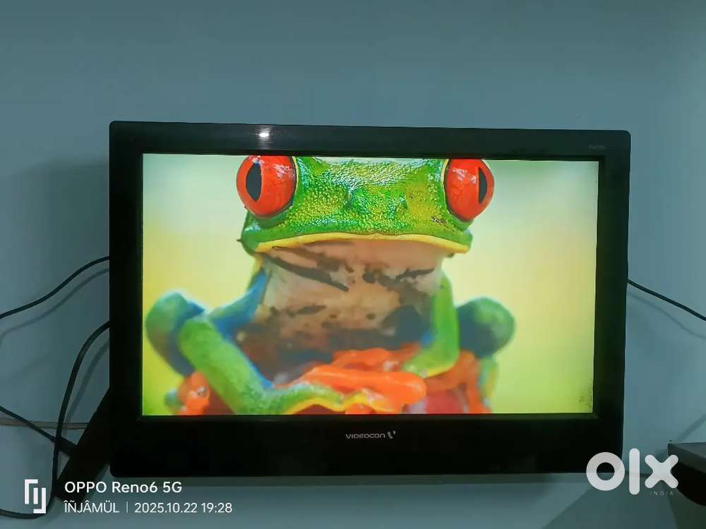 Videocon peaal 19 inch good condition tv with remote sell all ok sell.