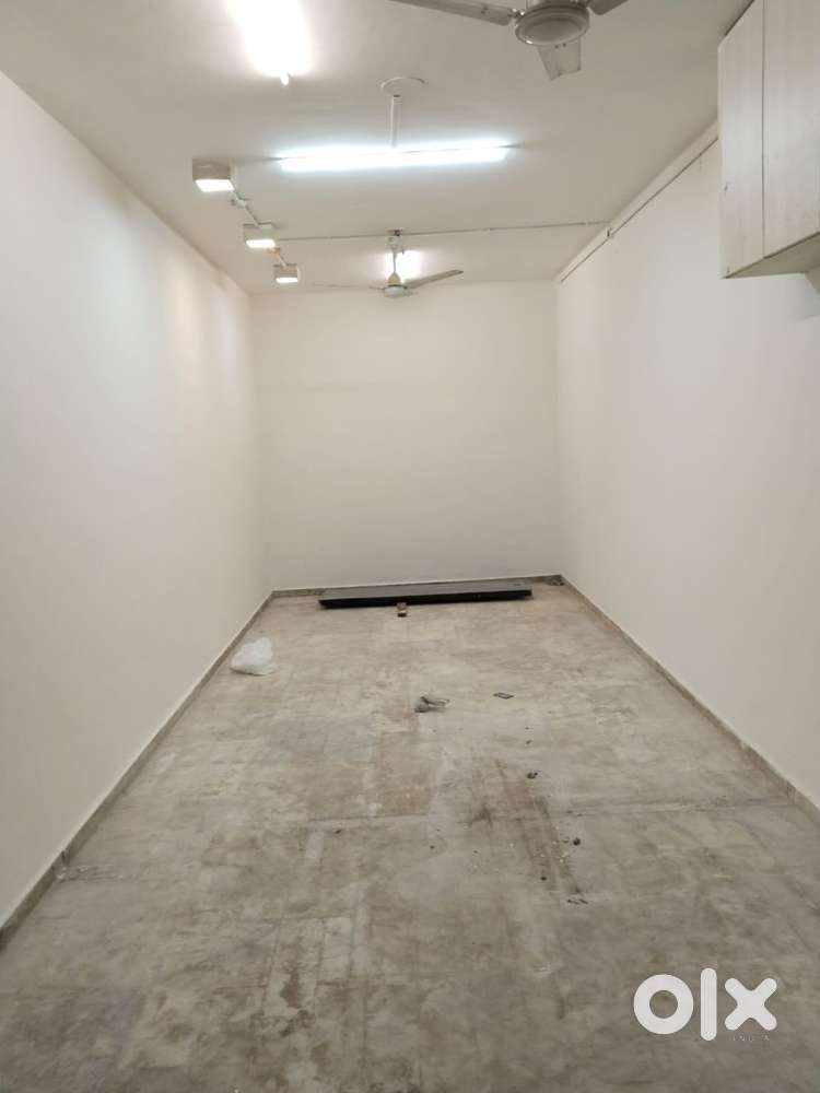 Ready To Start Any Retail Business At prime location