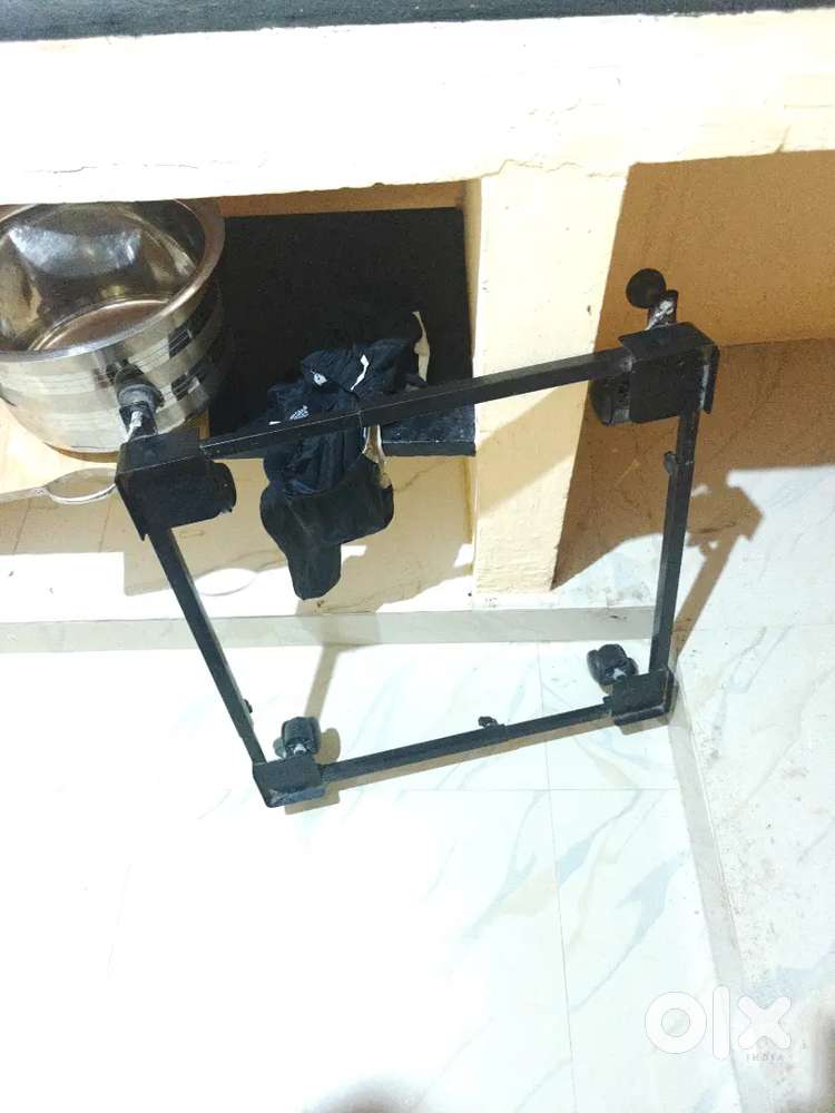 Washing machine stand